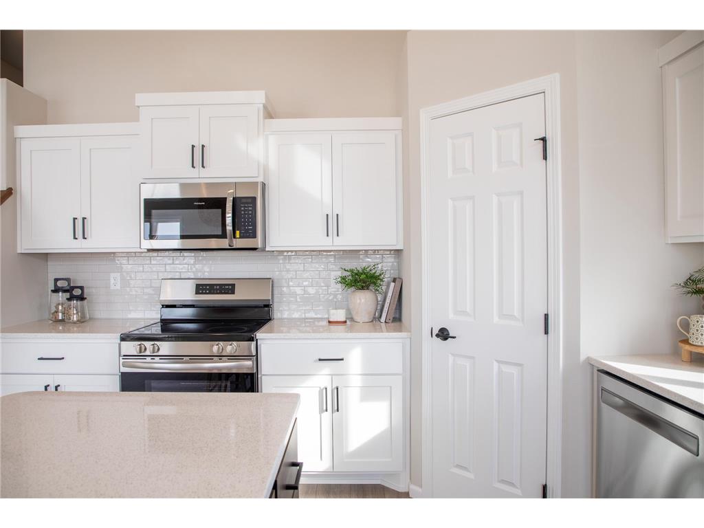 213 Lionheart Drive Horace ND 58047 7005293 image7