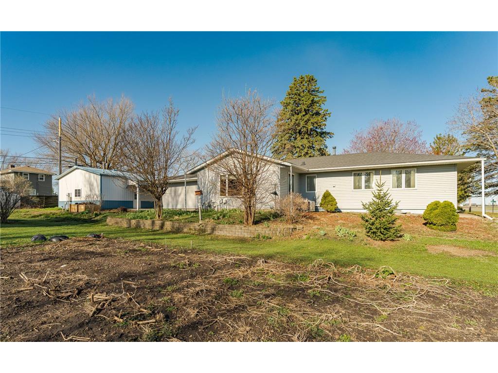 213 Main Street N Claremont MN 55924 7058198 image29