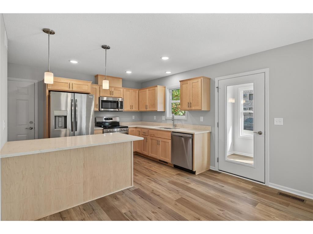 213 N Walnut Street Chaska MN 55318 6787431 image10