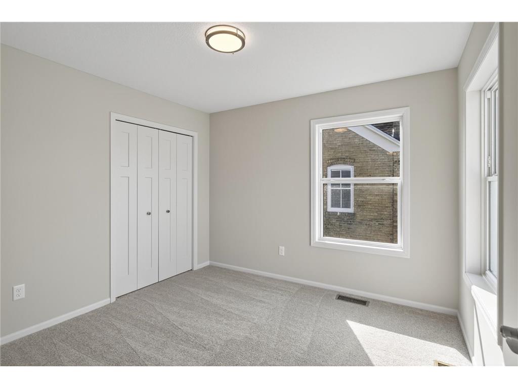 213 N Walnut Street Chaska MN 55318 6787431 image17