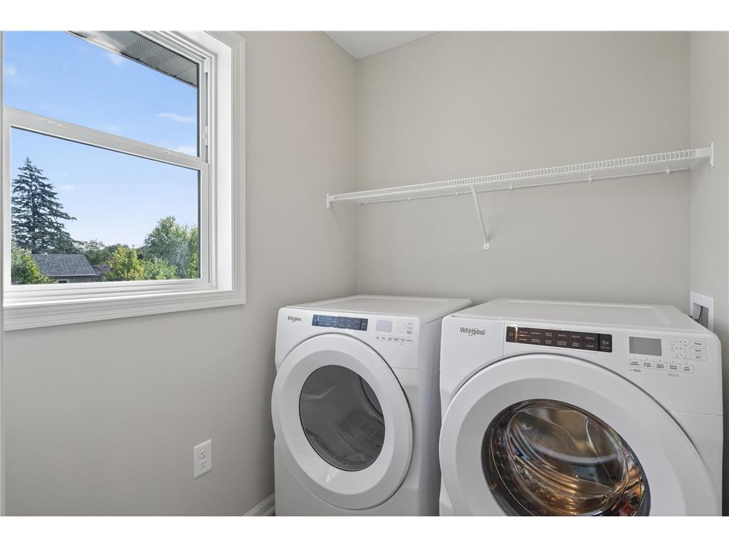 213 N Walnut Street Chaska MN 55318 6787431 image20