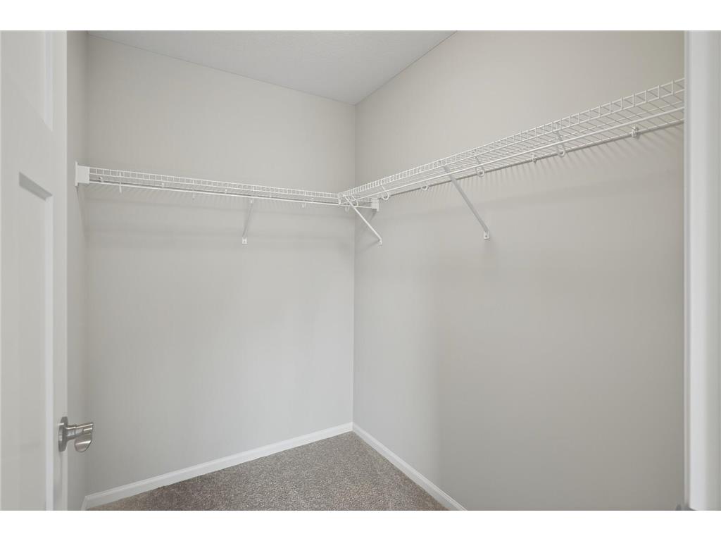 213 N Walnut Street Chaska MN 55318 6787431 image22