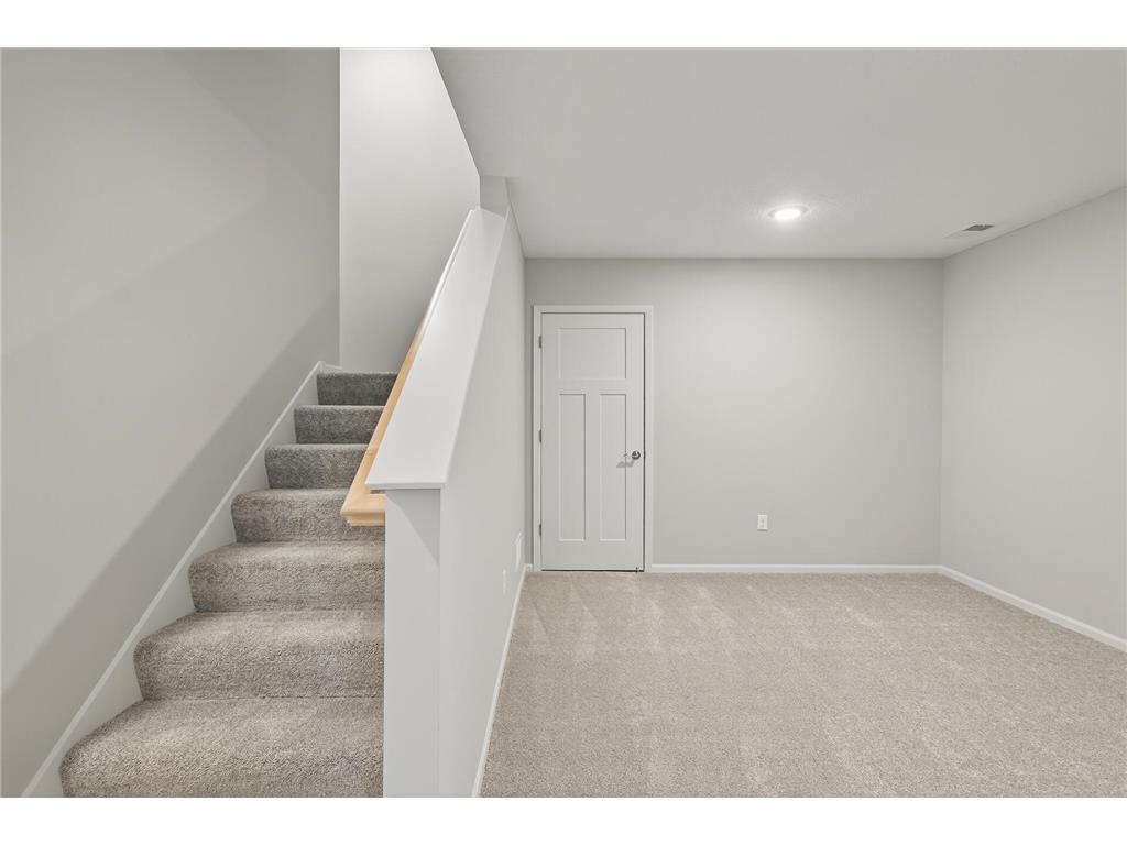 213 N Walnut Street Chaska MN 55318 6787431 image23