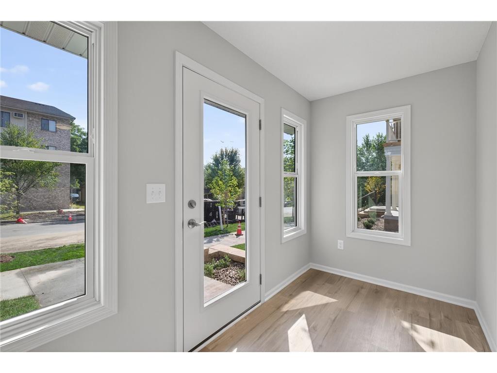 213 N Walnut Street Chaska MN 55318 6787431 image6