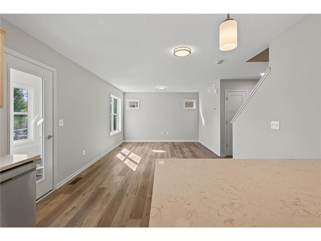 213 N Walnut Street Chaska MN 55318 6787431 image8