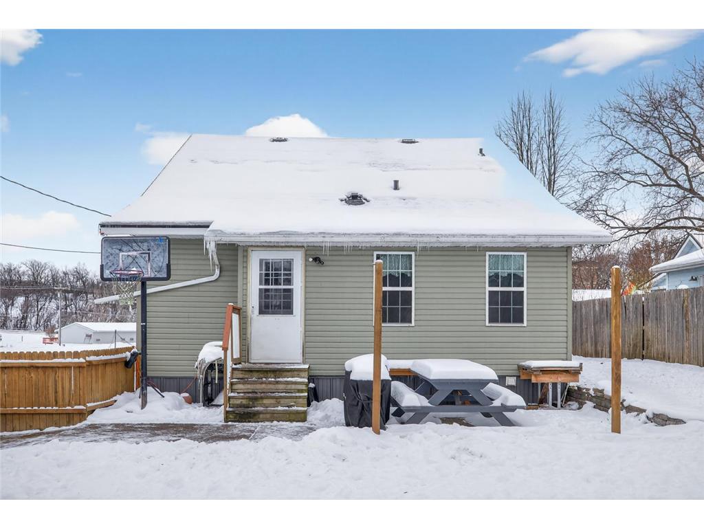 213 North Street NE Preston MN 55965 6717379 image37