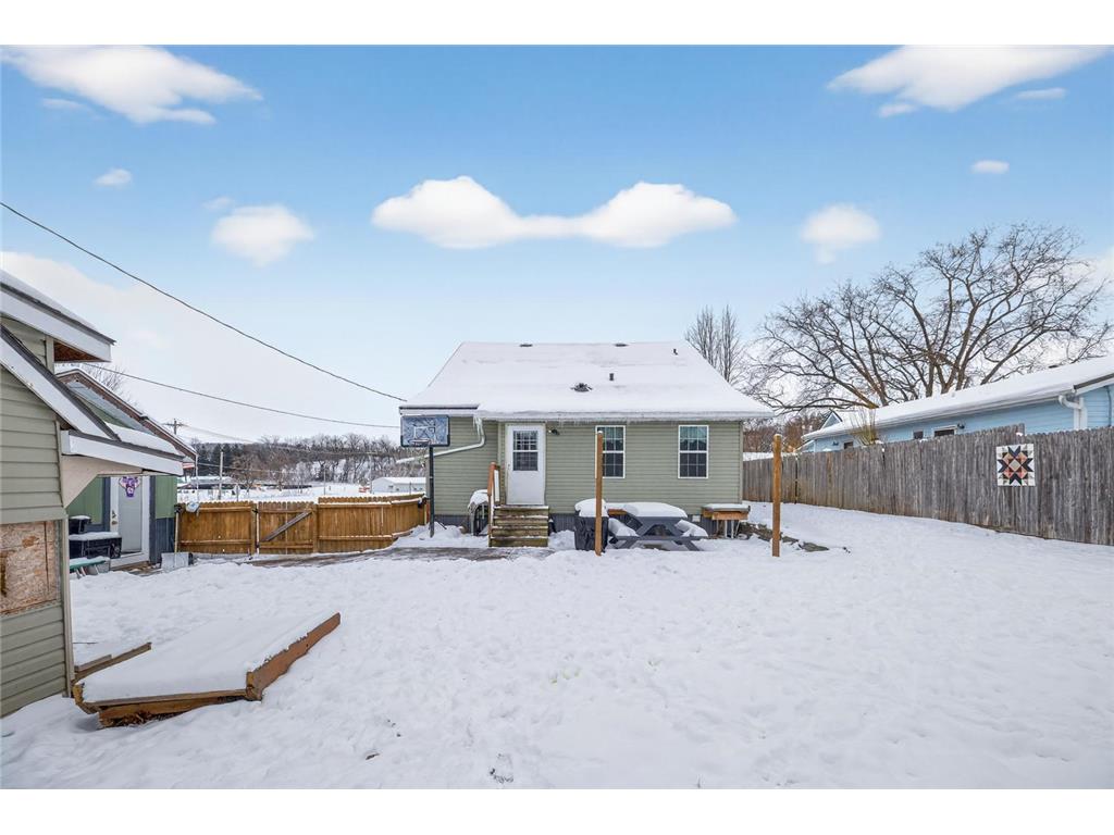 213 North Street NE Preston MN 55965 6717379 image38