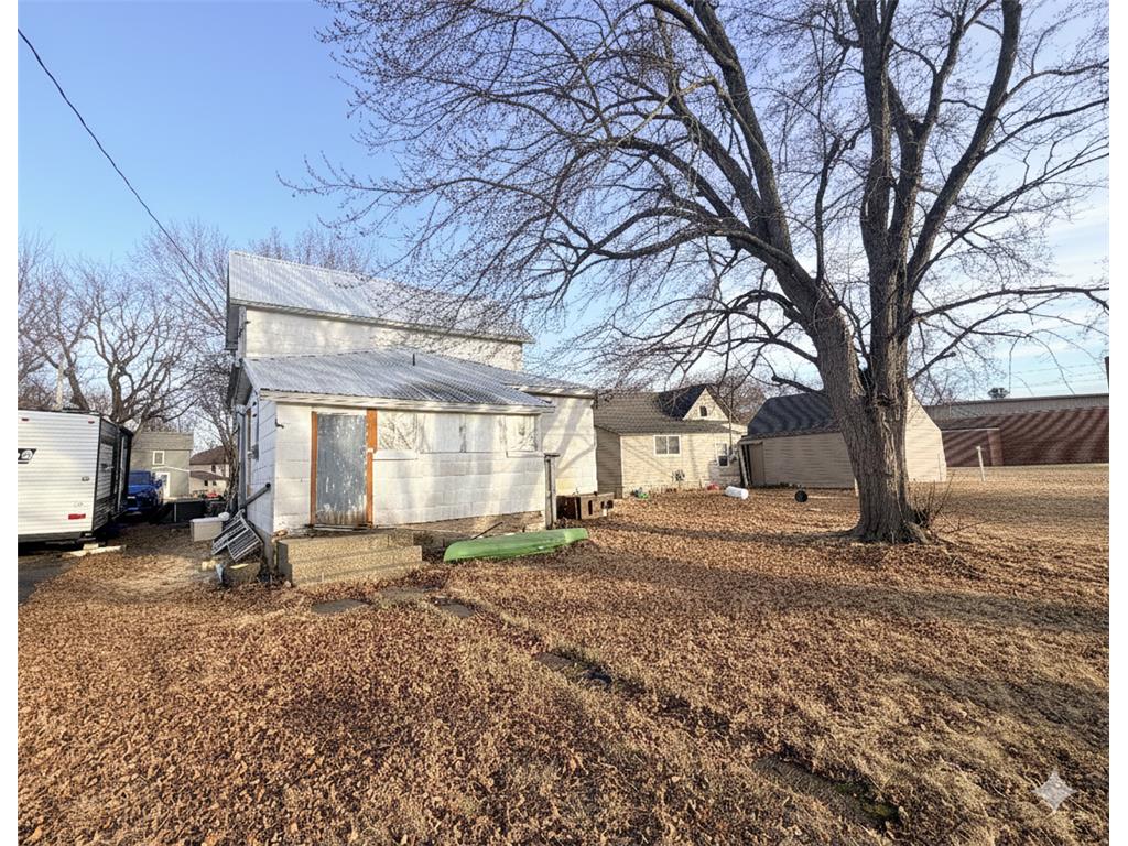 213 S Lafayette Avenue Fulda MN 56131 7023753 image2