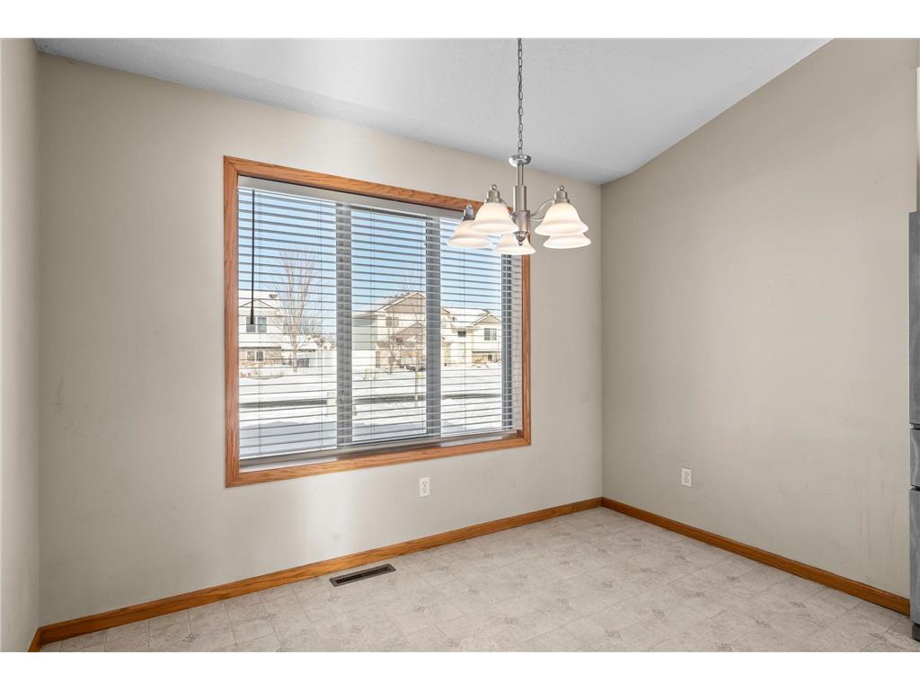 213 Summerfield Lane Waverly MN 55390 6821918 image22