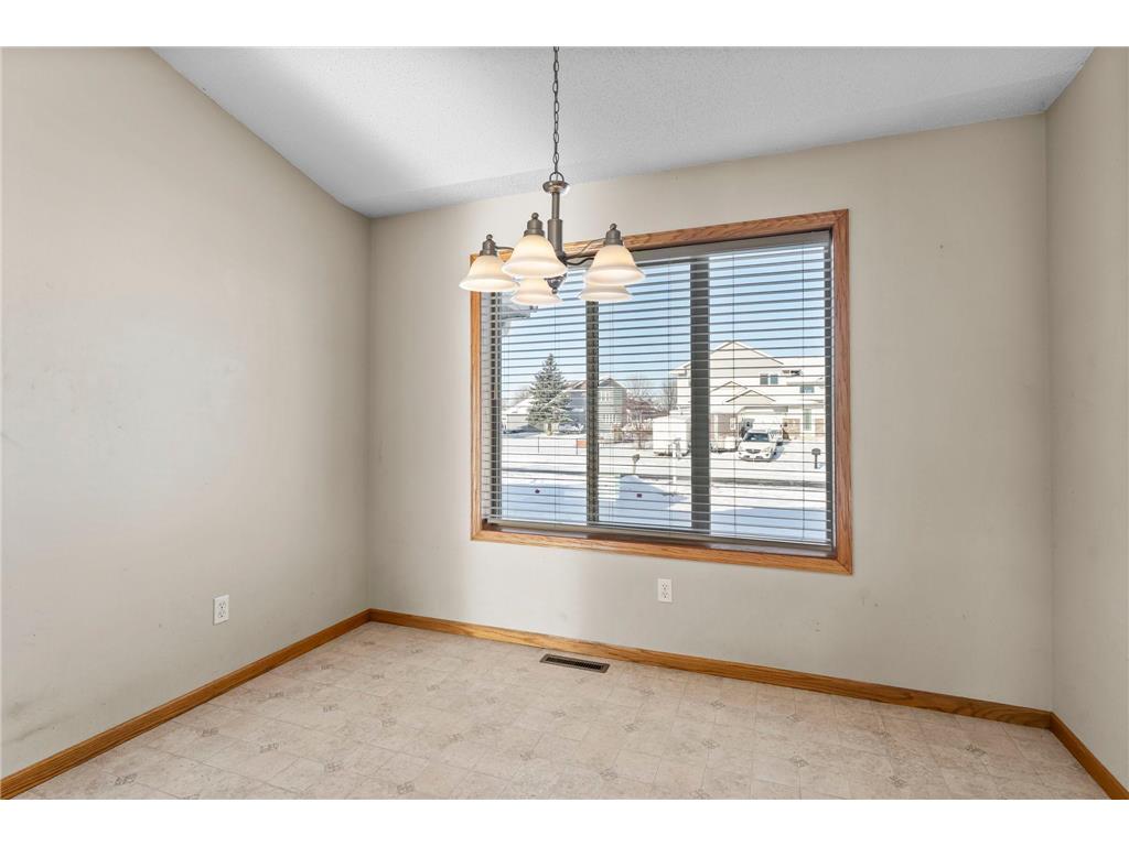 213 Summerfield Lane Waverly MN 55390 6821918 image23