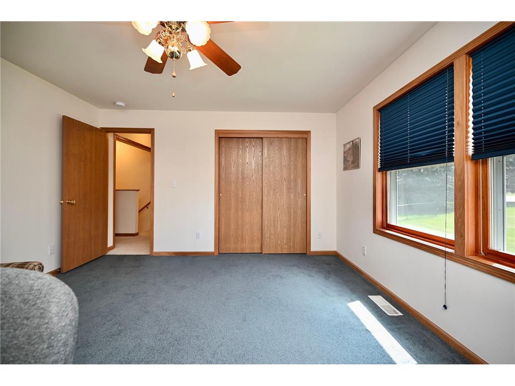 213 Sunset Avenue NW Altura MN 55910 7066199 image15