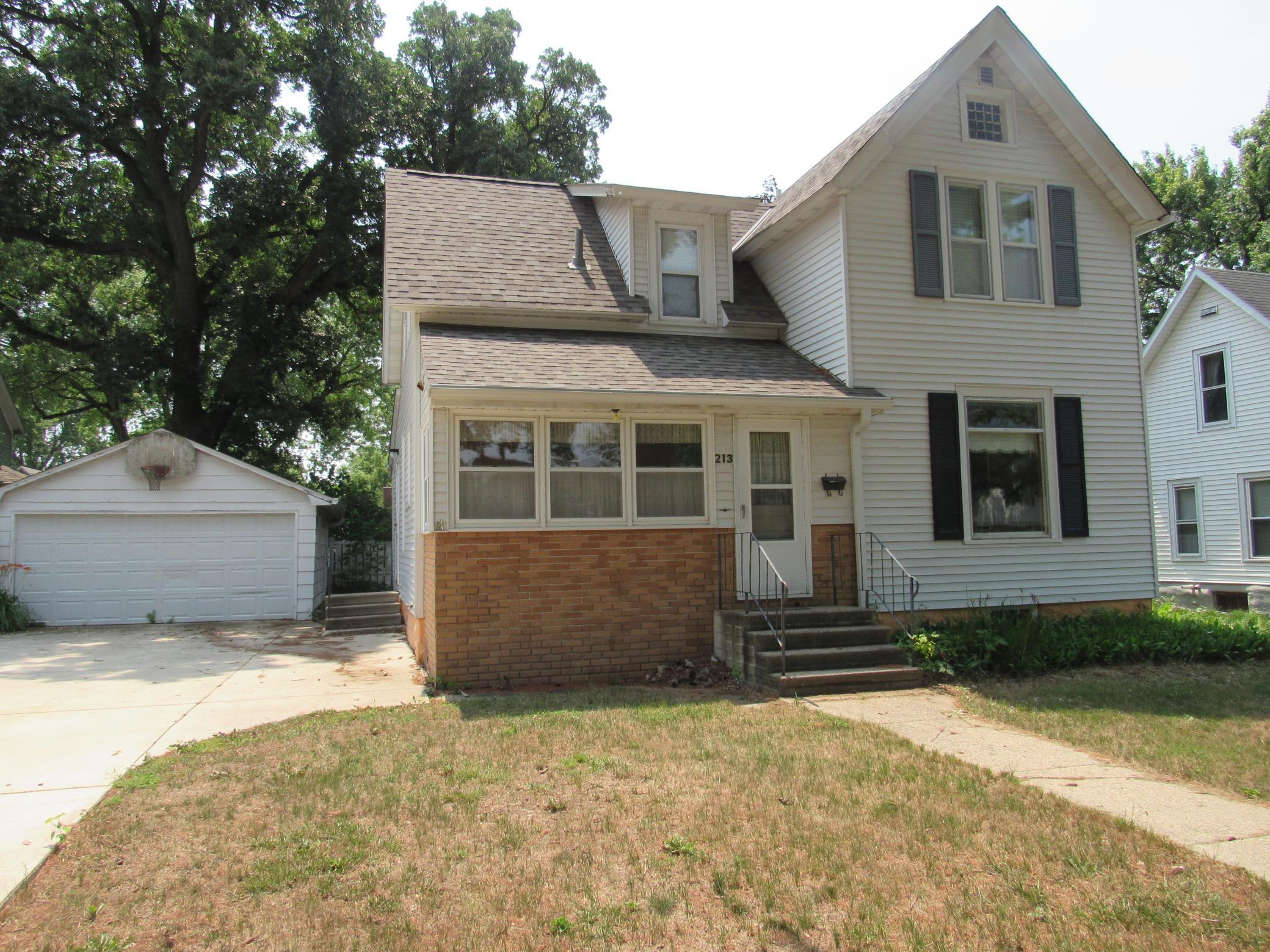 213 W 2nd Street, Blue Earth, MN, 56013 MLS 6046856 Edina Realty