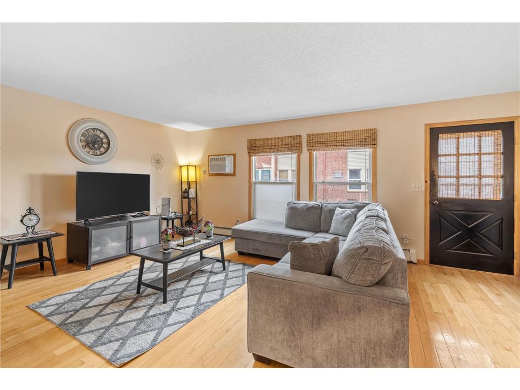 2130 14th Street NW #2 New Brighton MN 55112 7055955 image3