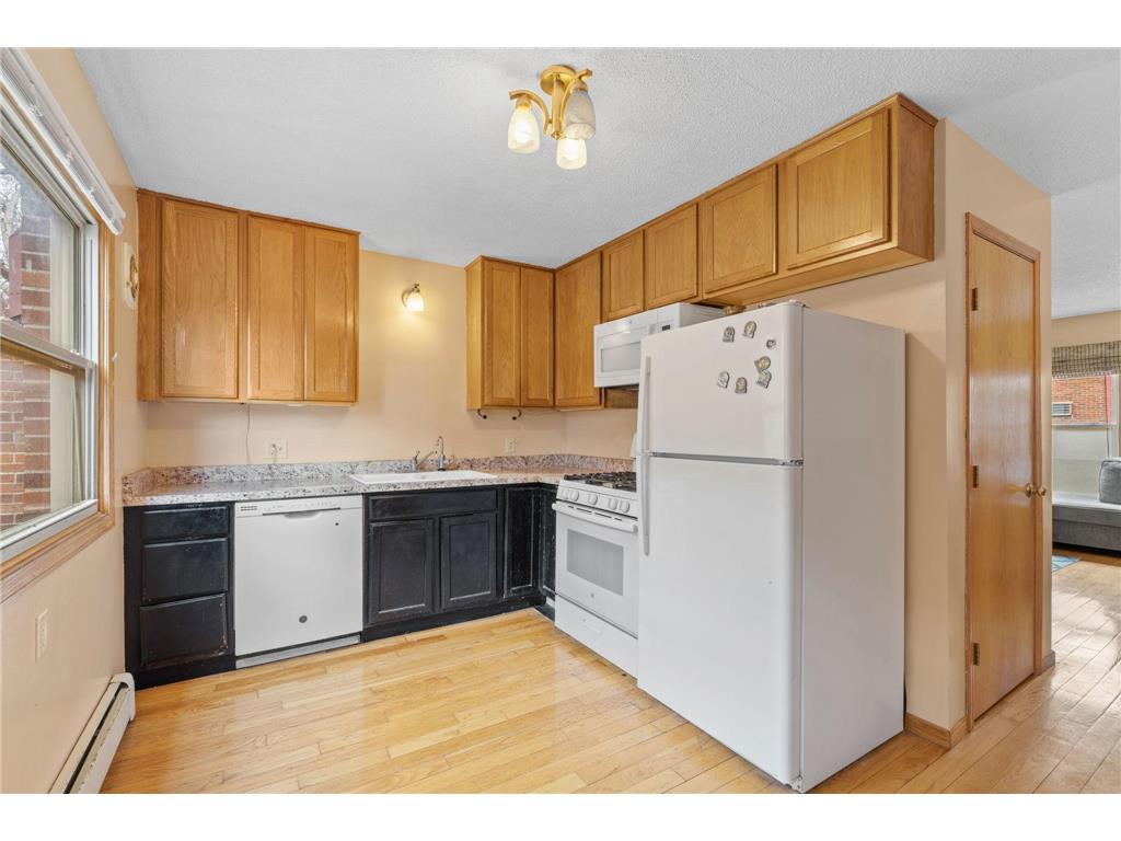 2130 14th Street NW #2 New Brighton MN 55112 7055955 image6