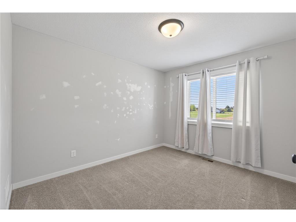 2130 357th Avenue NE Cambridge Twp MN 55008 7071931 image27