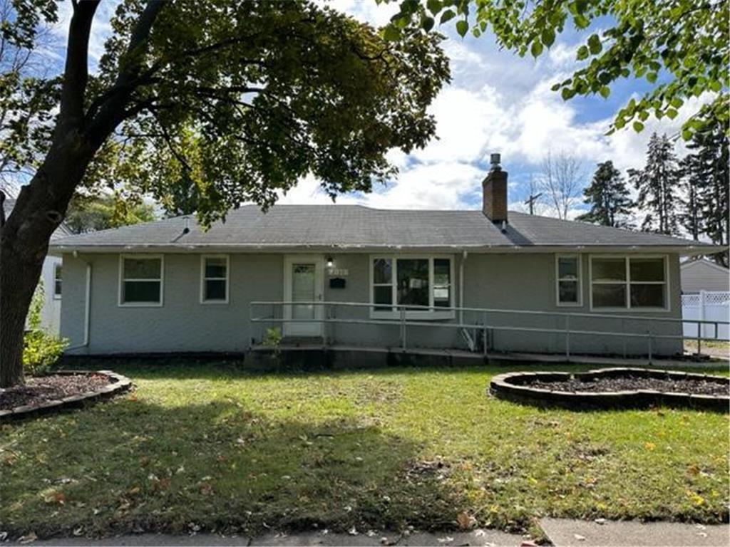2130 Ivy Avenue E Saint Paul MN 55119 6444986 image1