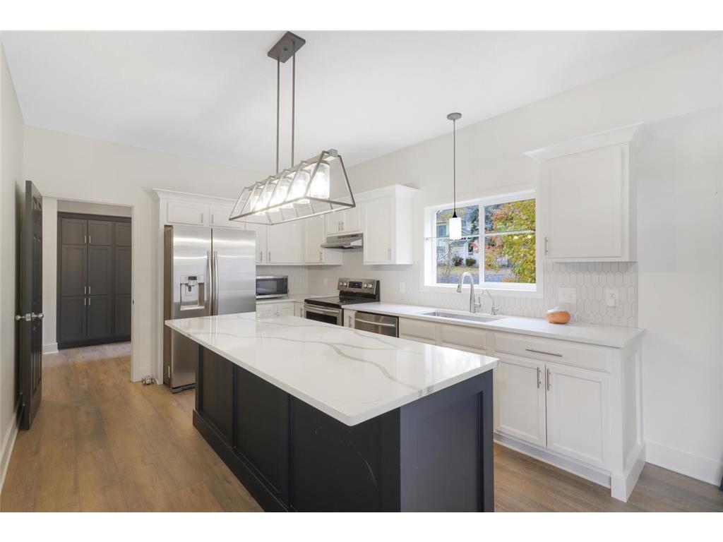 21305 Hytrail Circle Lakeville MN 55044 6804831 image3