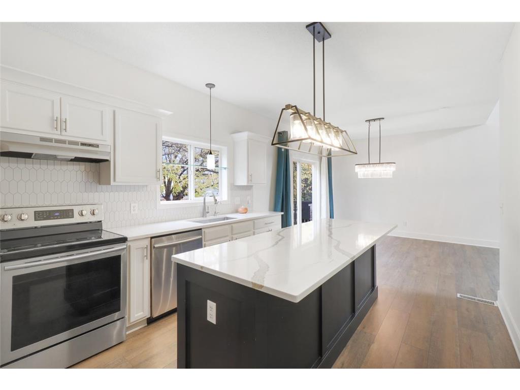 21305 Hytrail Circle Lakeville MN 55044 6804831 image4