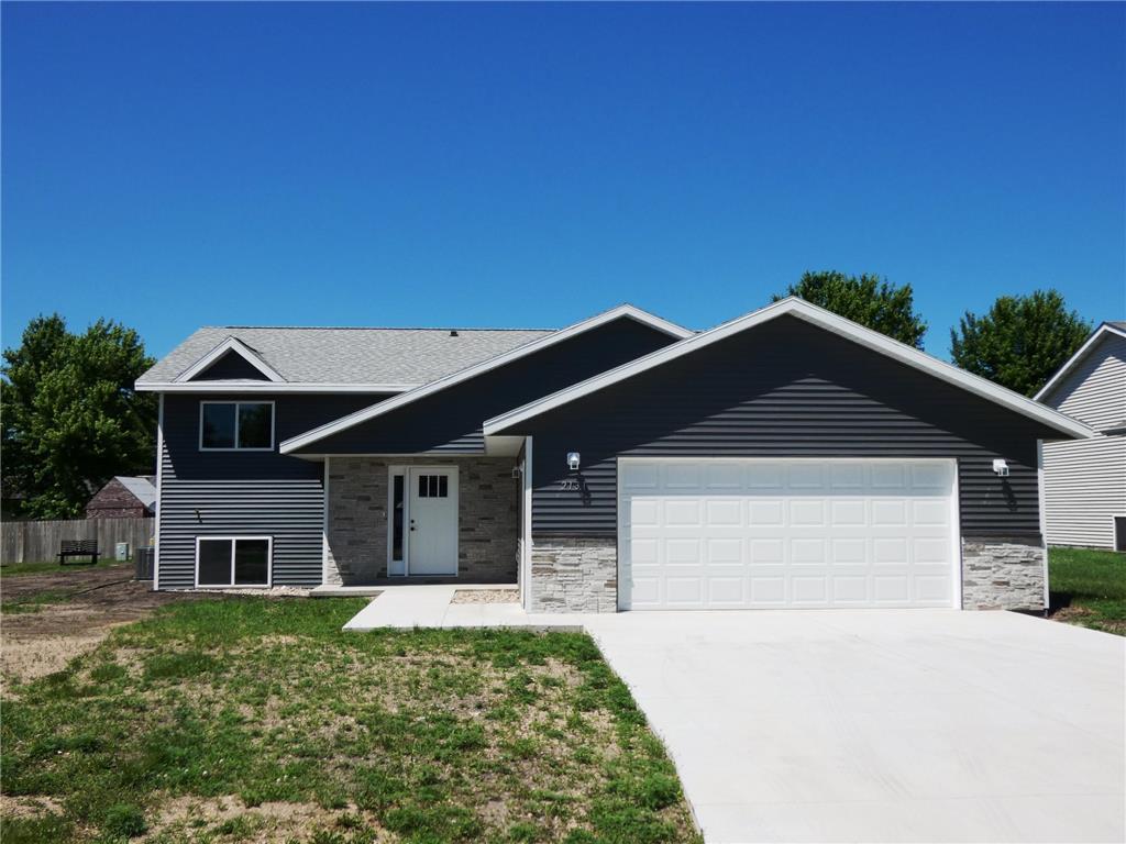 2131 Castlewood Drive Worthington MN 56187 6506825 image1