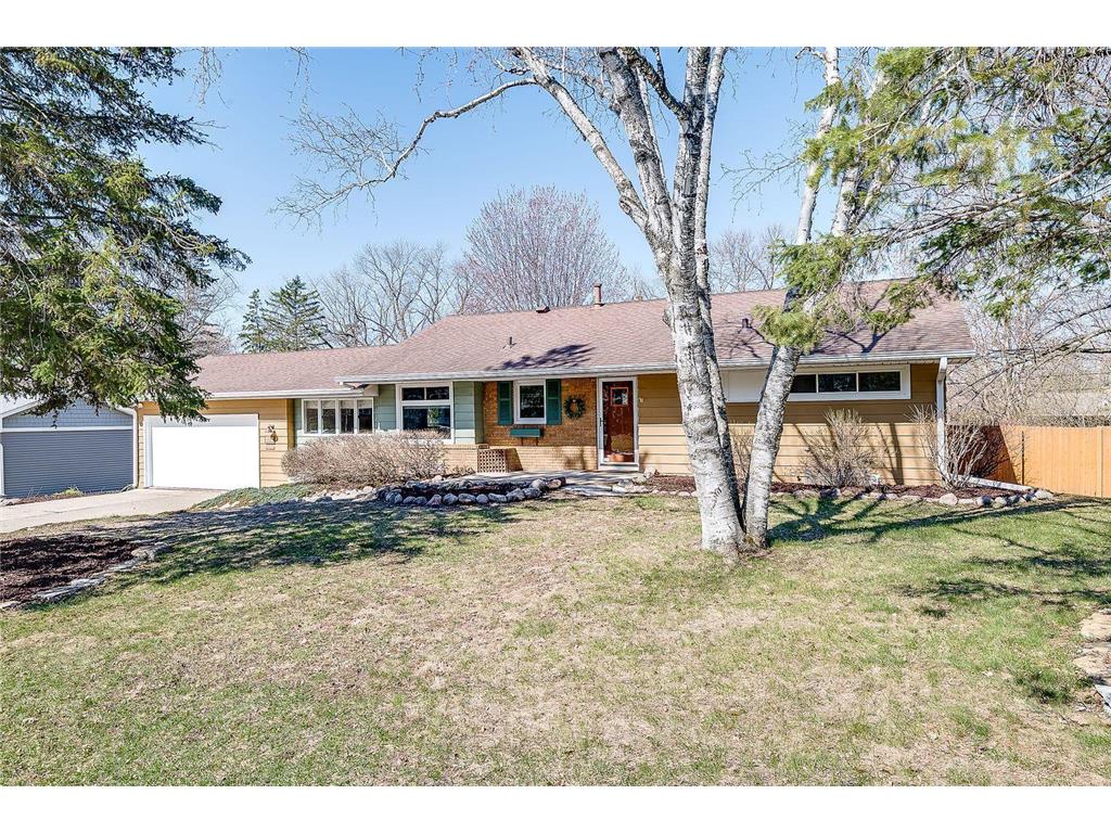 2131 Perry Avenue N Golden Valley MN 55422 6357171 image1