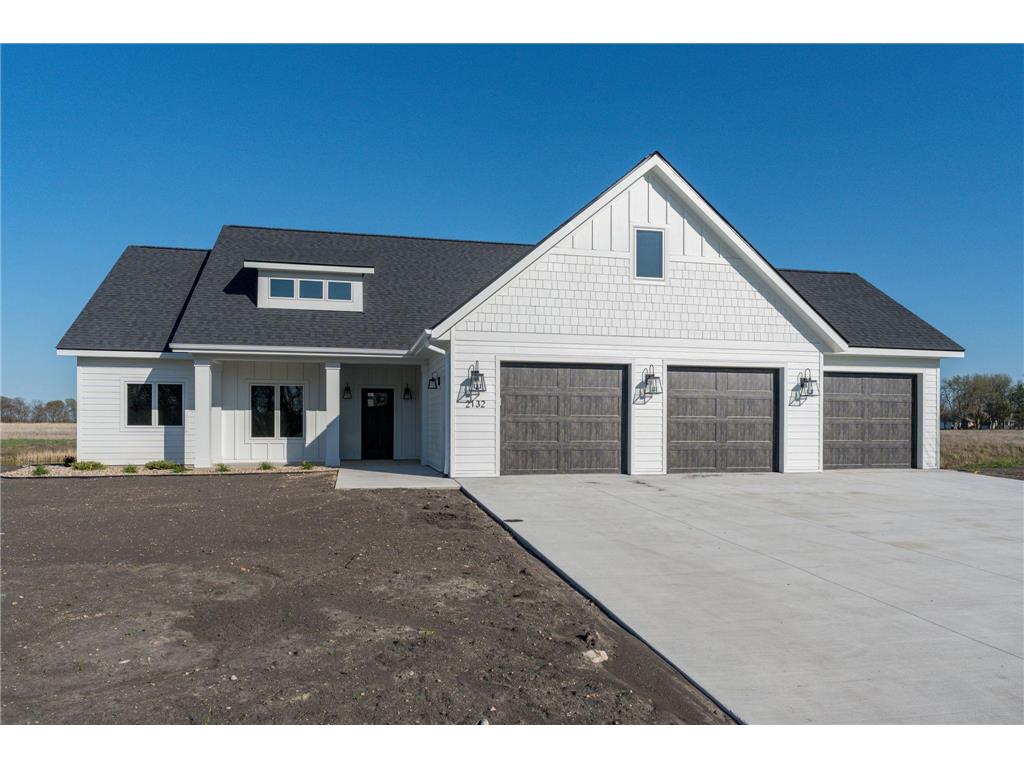 2132 Deerwood Drive North Mankato MN 56003 6716207 image1