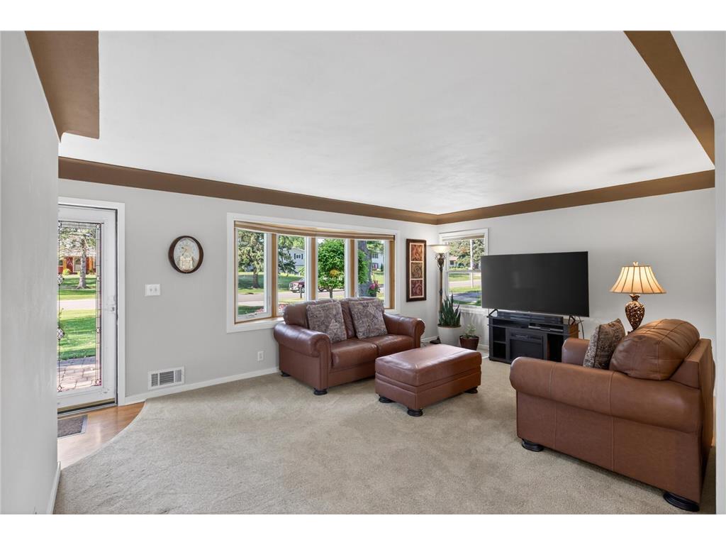 2133 62nd Street E Inver Grove Heights MN 55077 7085426 image6