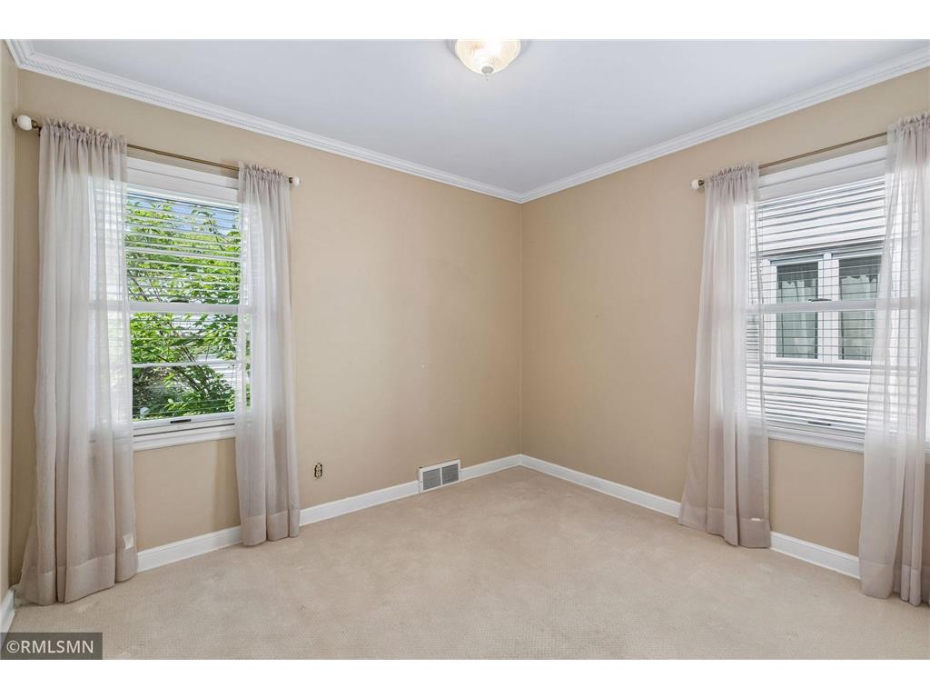 2133 Highland Parkway Saint Paul MN 55116 7088731 image15