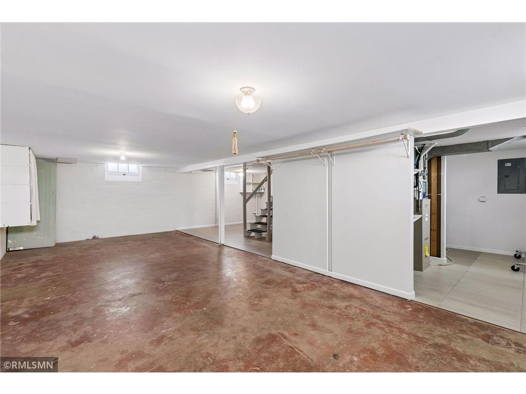 2133 Highland Parkway Saint Paul MN 55116 7088731 image19