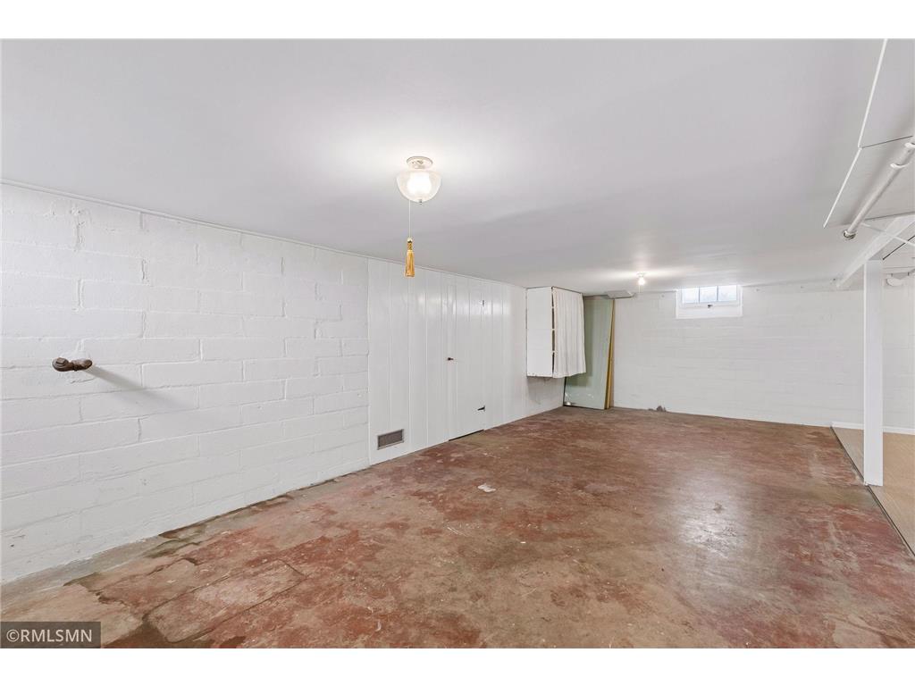 2133 Highland Parkway Saint Paul MN 55116 7088731 image20
