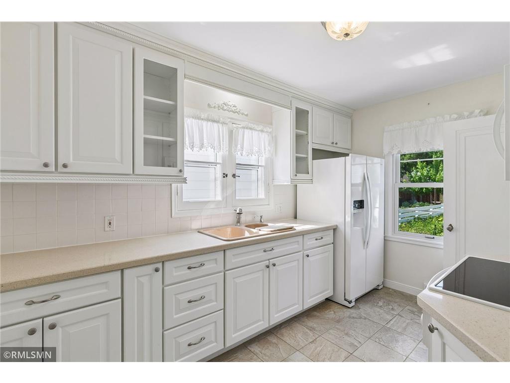 2133 Highland Parkway Saint Paul MN 55116 7088731 image9