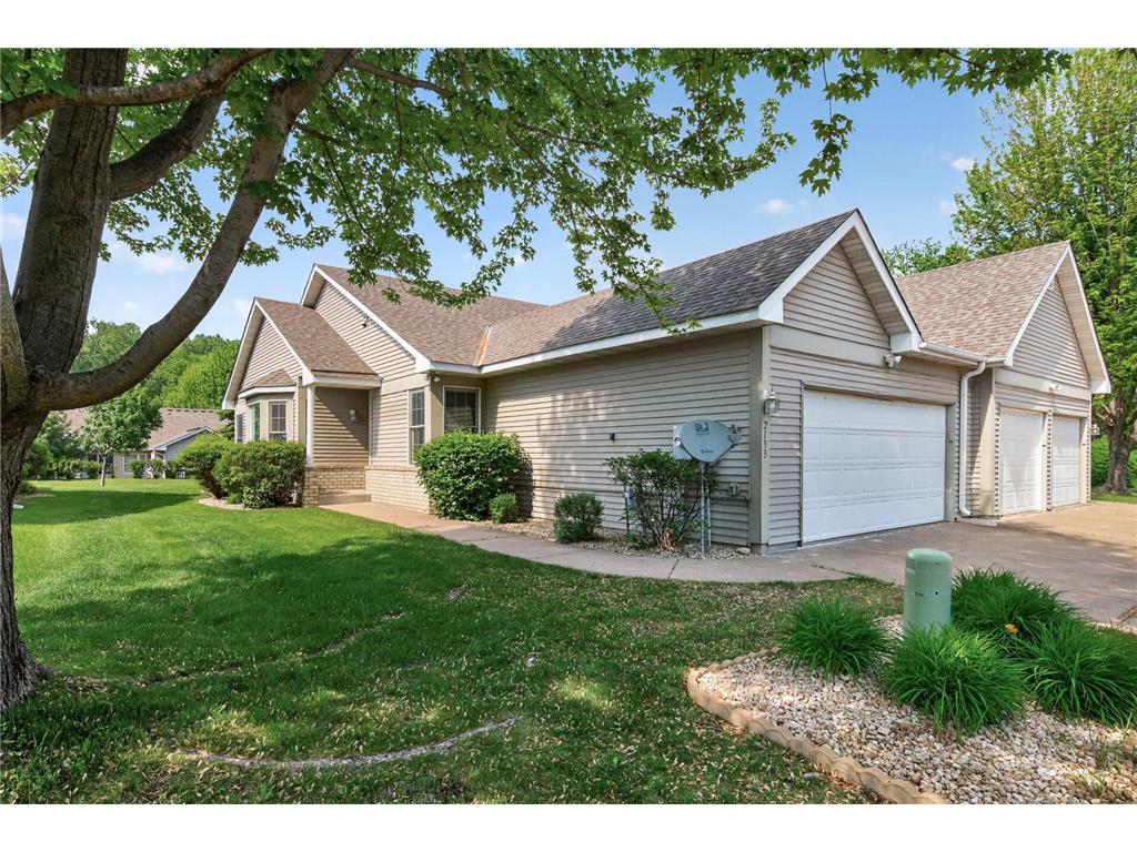 2133 Southwind Road Maplewood MN 55109 7087145 image1