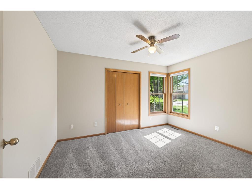 2133 Southwind Road Maplewood MN 55109 7087145 image24