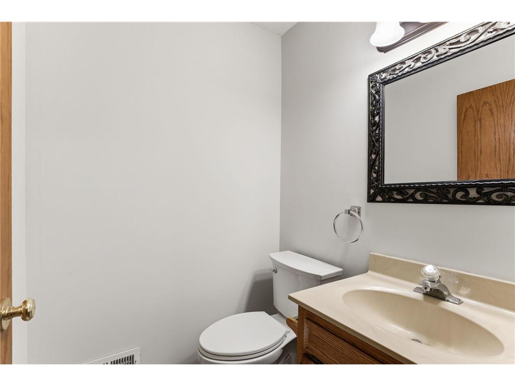 2133 Trumble Court Chaska MN 55318 7079757 image16