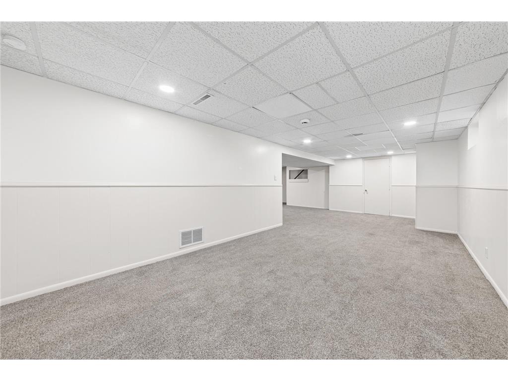 2134 Garnet Drive Eagan MN 55122 7052751 image17