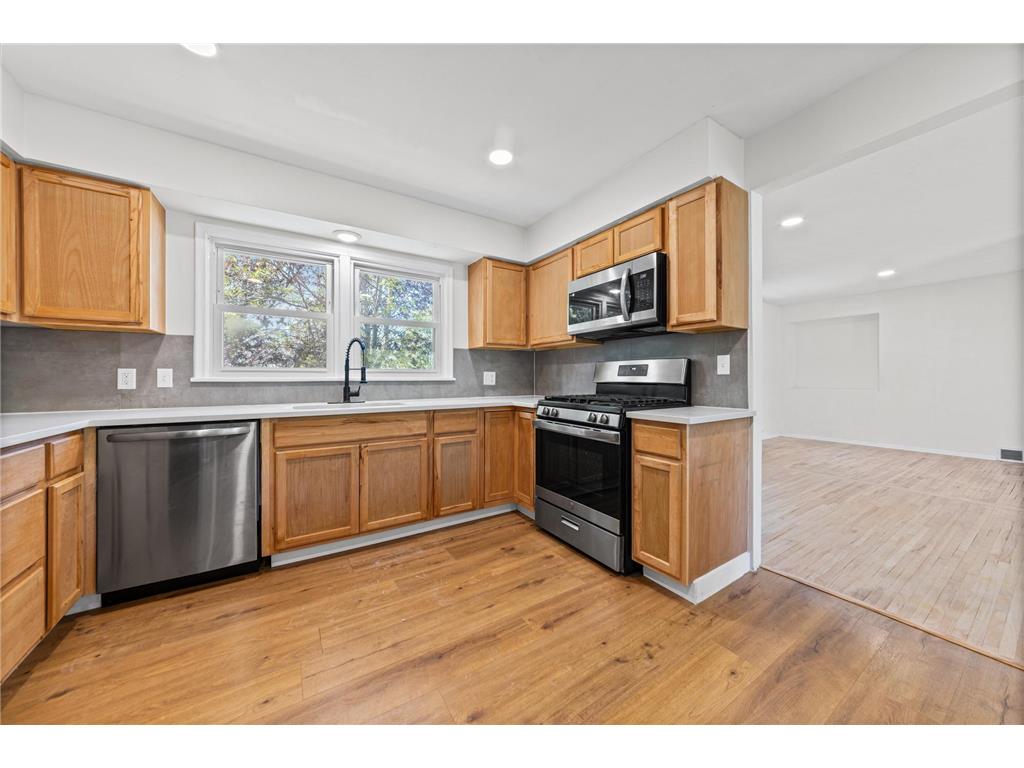 2134 Garnet Drive Eagan MN 55122 7052751 image6