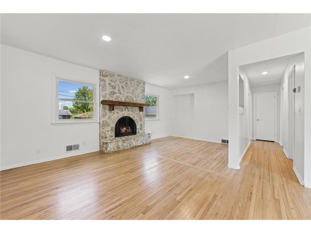 2134 Garnet Drive Eagan MN 55122 7052751 image8