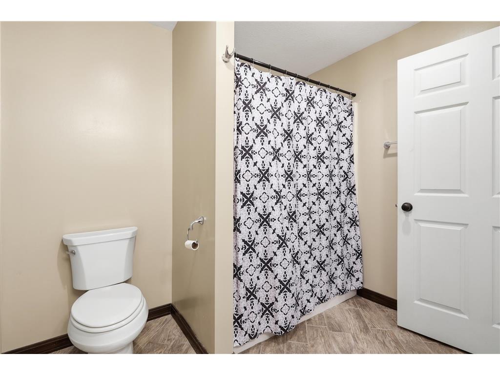 21340 Hytrail Circle Lakeville MN 55044 7086348 image29