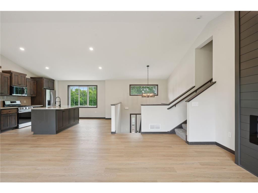 21349 Cottonwood Street NW Oak Grove MN 55011 6780243 image23