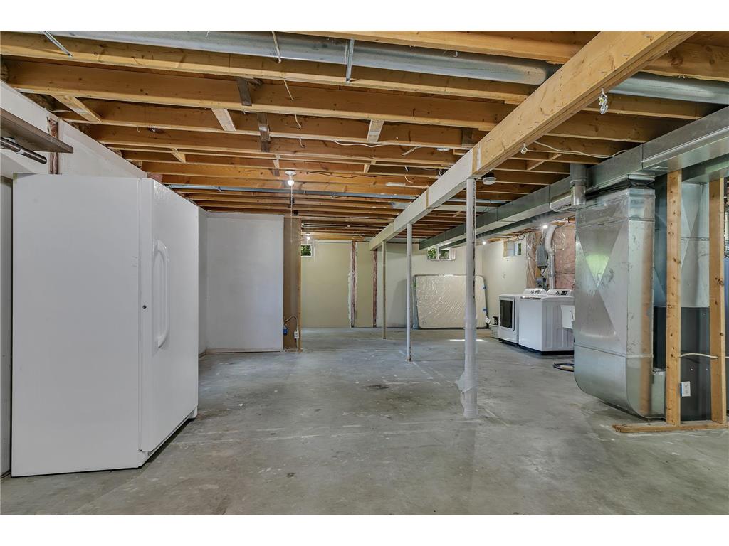 2135 247th Street Saint Augusta MN 56301 7092972 image16