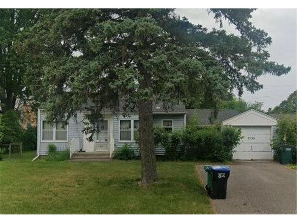 2135 Midlothian Road Roseville MN 55113 6705471 image1