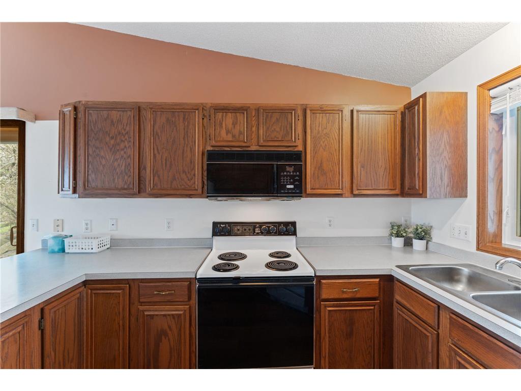2136 49th Way E Inver Grove Heights MN 55077 7048941 image13