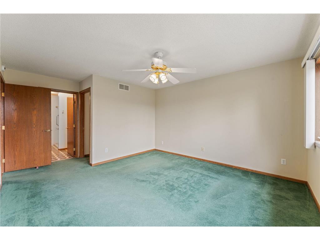 2136 49th Way E Inver Grove Heights MN 55077 7048941 image16
