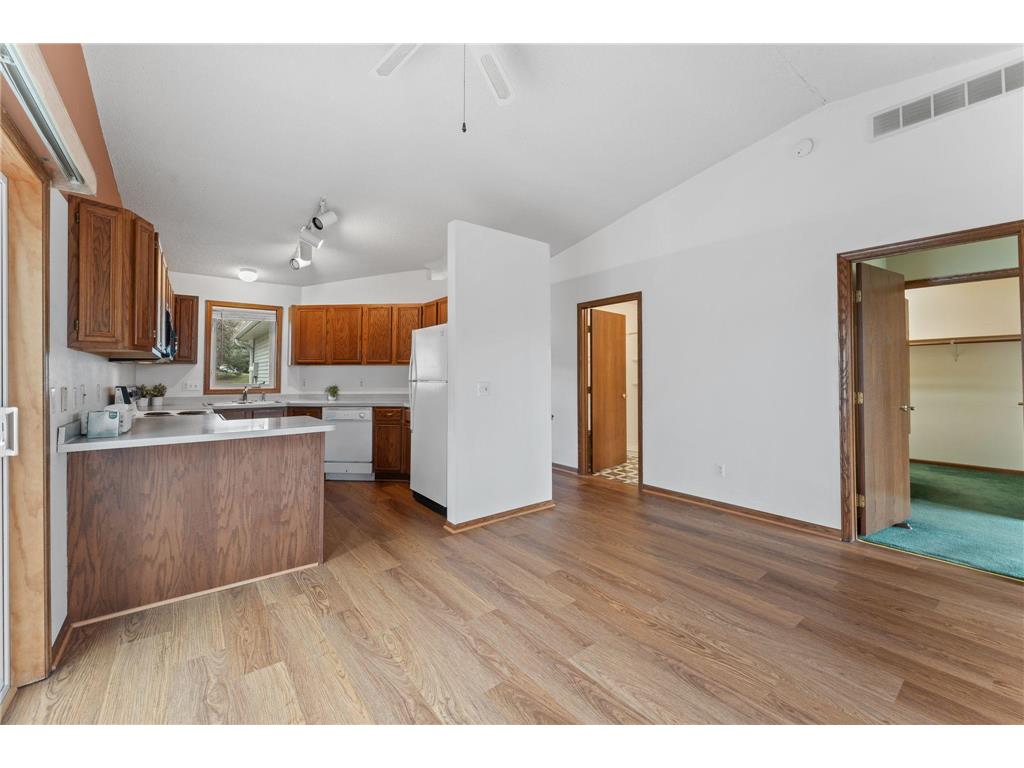 2136 49th Way E Inver Grove Heights MN 55077 7048941 image8