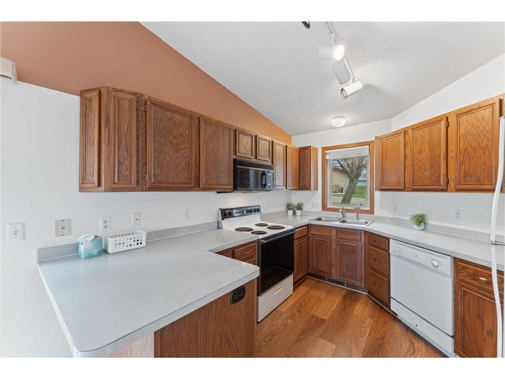 2136 49th Way E Inver Grove Heights MN 55077 7048941 image9
