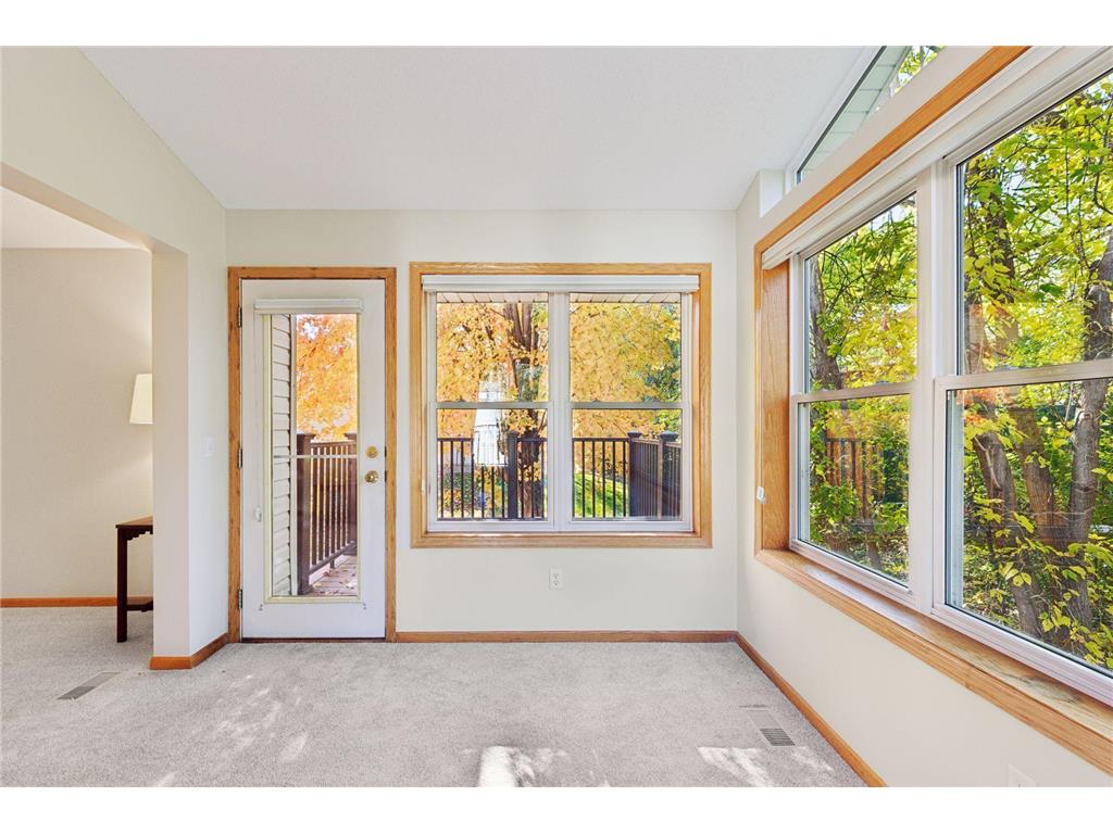 2137 Albemarle Court N Roseville MN 55113 6824606 image15