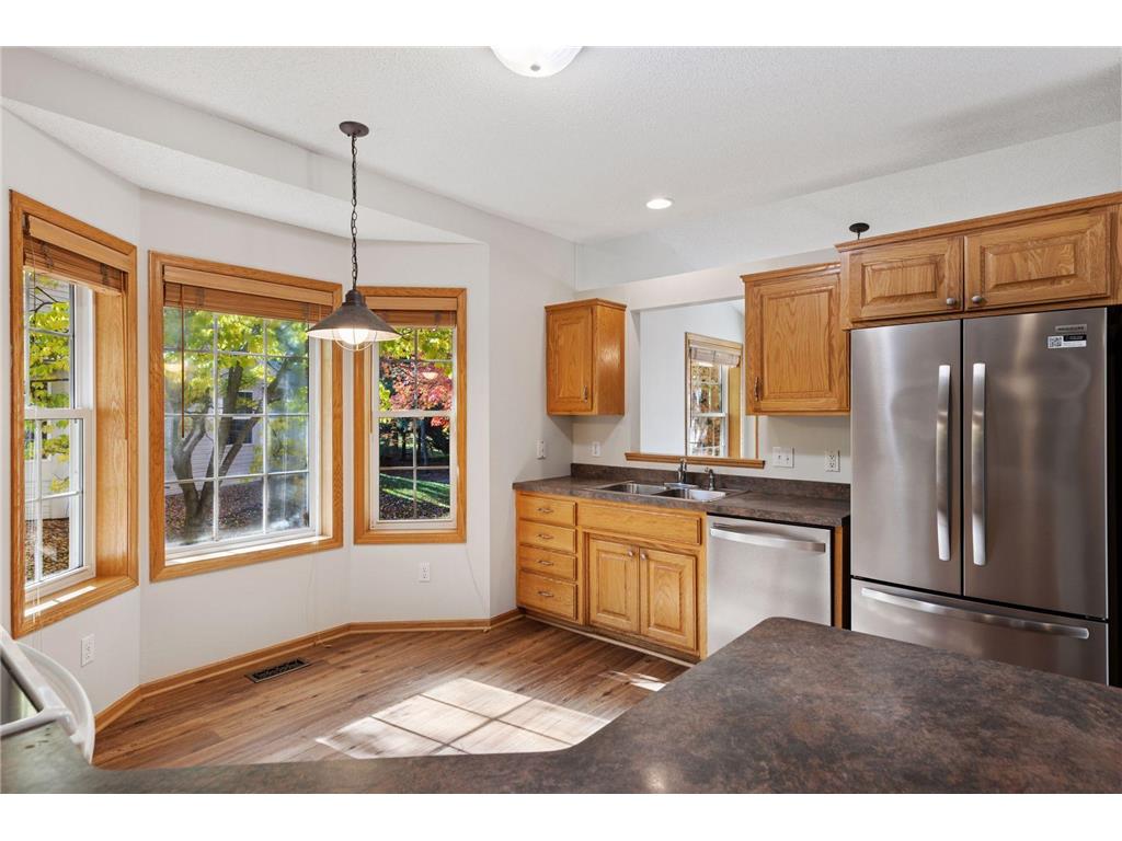 2137 Albemarle Court N Roseville MN 55113 6824606 image9