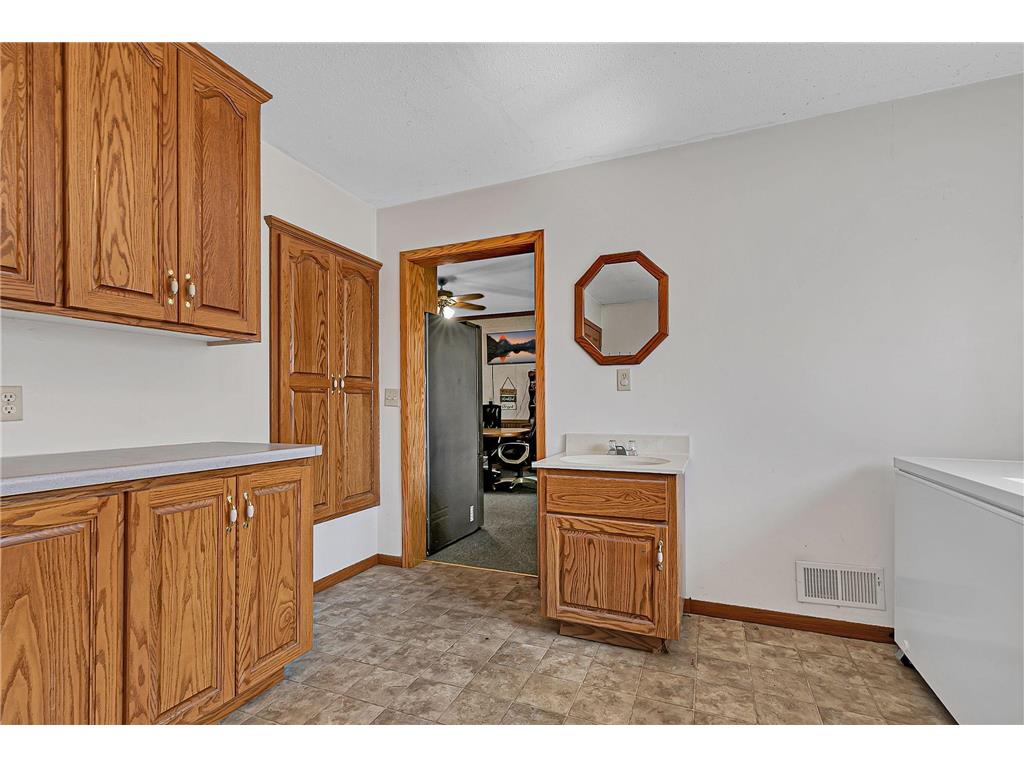 21372 273rd Ave Paynesville MN 56362 7068126 image60