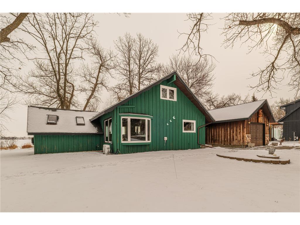 21390 654th Avenue Darwin MN 55324 - Manuella 6653605 image1