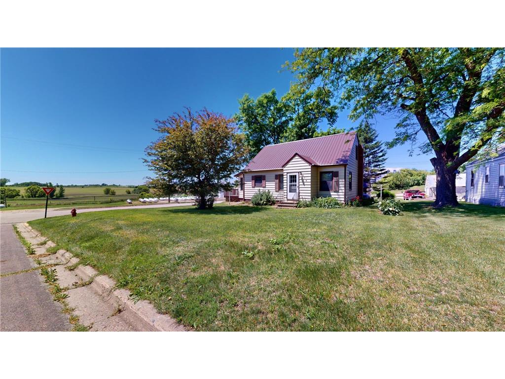 214 2nd Street S Kiester MN 56051 6555675 image1