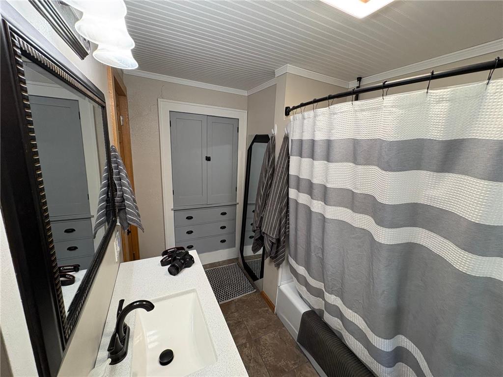 214 3rd Avenue Bovey MN 55709 7088439 image30